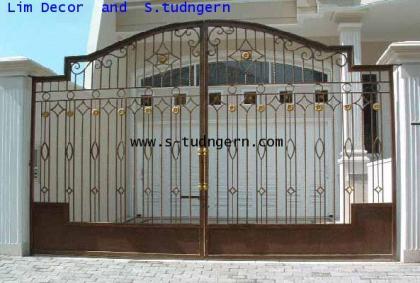 ประตูเหล็กดัดอิตาลี Wrought Iron Gate