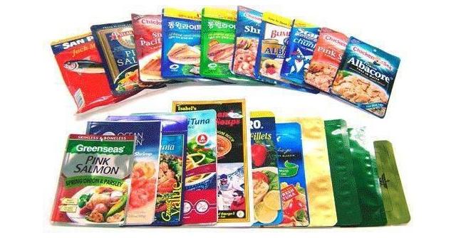 รีทอร์ต เพาช์