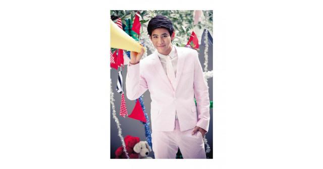 Fashion Set  นิตยสาร WE  happy go lucky มีน พิชญา พอร์ช